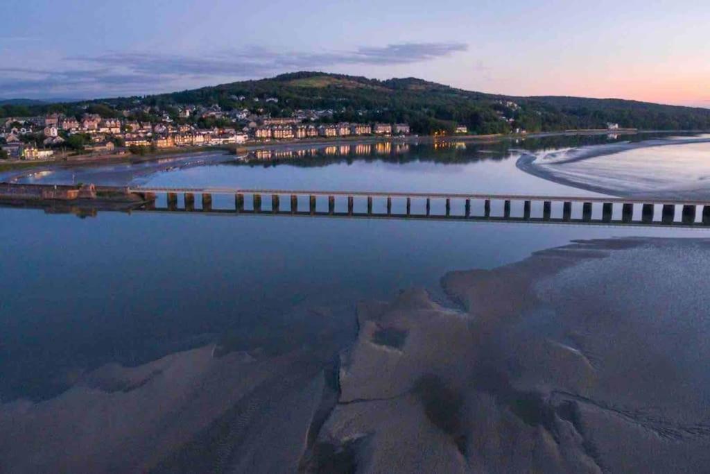 Watersedge Retreat, Views, Sunsets, Dogs Welcome Sandside  Esterno foto