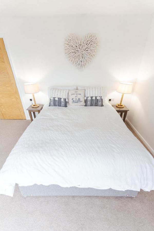 Watersedge Retreat, Views, Sunsets, Dogs Welcome Sandside  Esterno foto