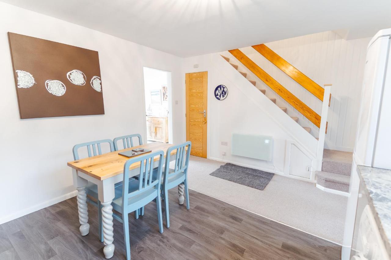 Watersedge Retreat, Views, Sunsets, Dogs Welcome Sandside  Esterno foto